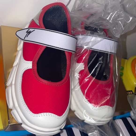 Brand new toddler Giuseppe shoes - Picture 3 of 3